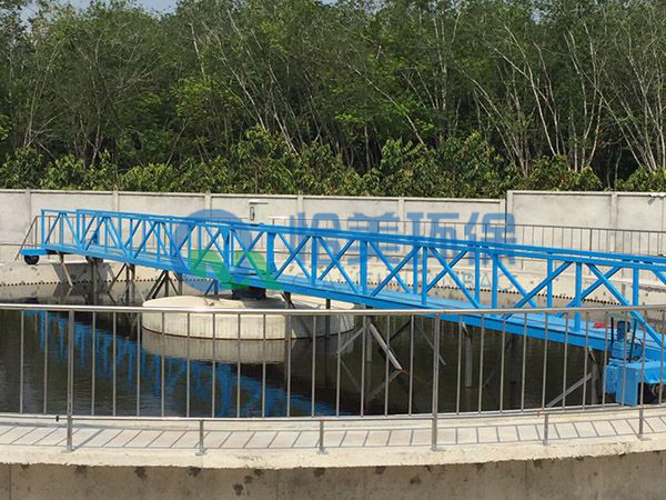 越南胡志明市安順紙有限公司刮泥機(jī)使用現(xiàn)場(chǎng)