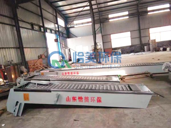 回轉(zhuǎn)式機(jī)械格柵除污機(jī)